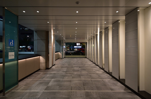 渋谷Rビル エントランス