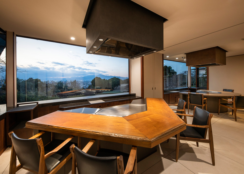 鉄板焼きレストラン